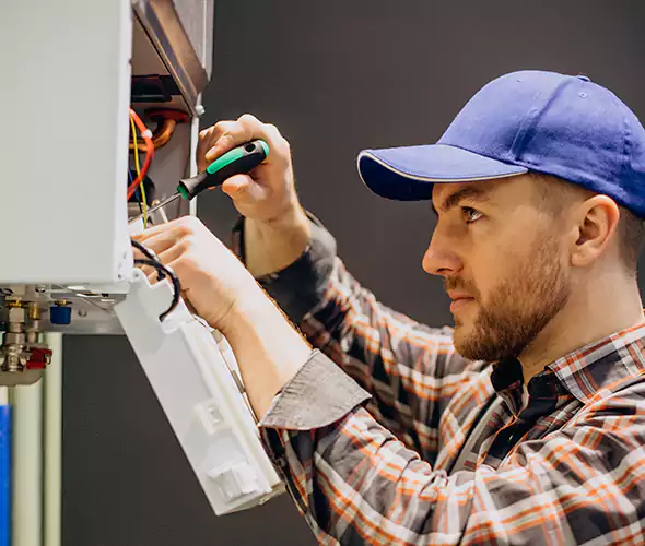 Expert Plumber for Water Heater Maintenance in Palmetto Bay, FL: Schedule Affordable Services Today