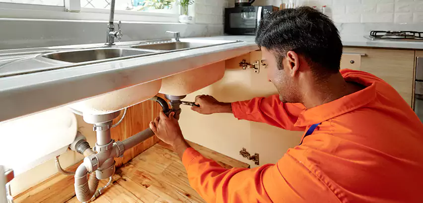 Plumbing Leak Repair in Palmetto Bay, FL
